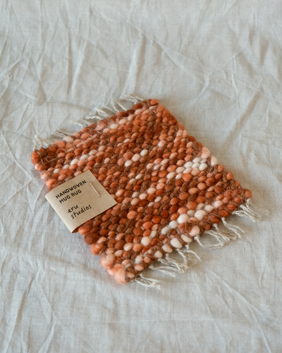 mug rug - orange/brown